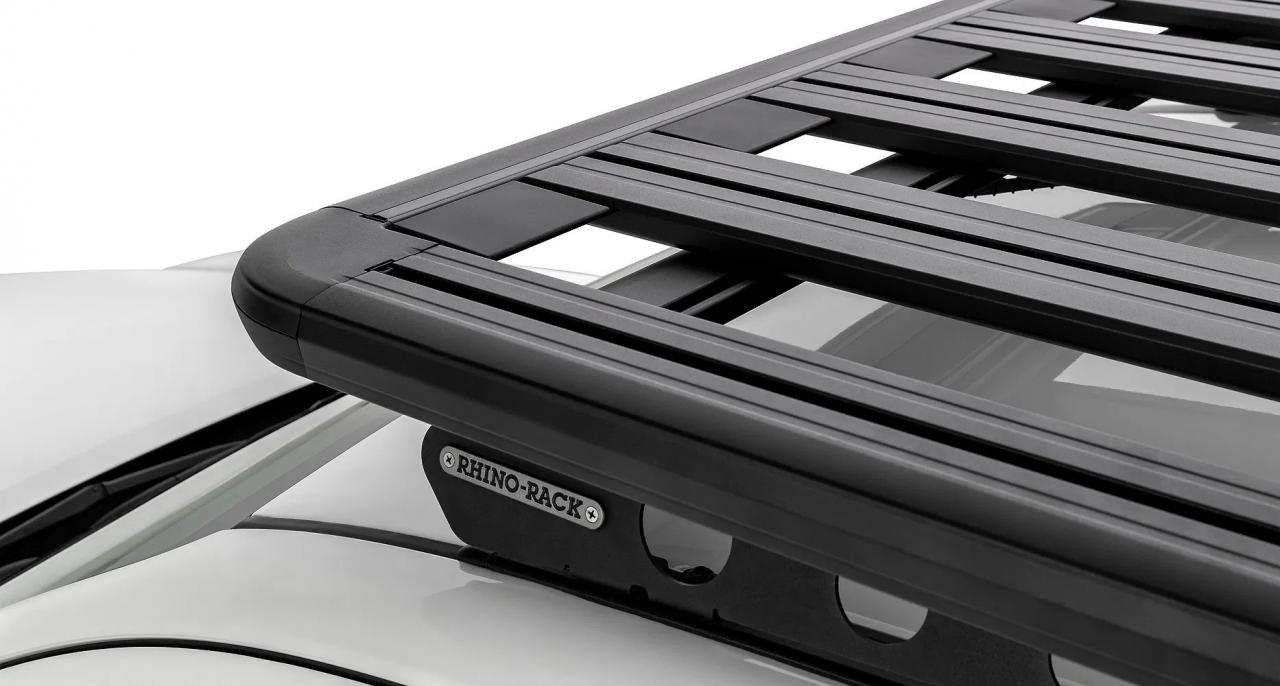 Rhino Rack Pioneer 6 Plattform 1500x1240 Toyota Hilux ab 10/15, inkl. Schienen